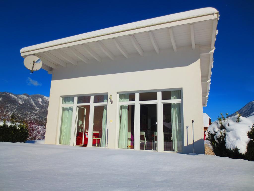 Flores, Ferienhaus Oder Doppelzimmer, Im Gruenen, 5 Gehminuten Ins Zentrum, Parkplatz, Zero Emissions Bad Ischl Zewnętrze zdjęcie