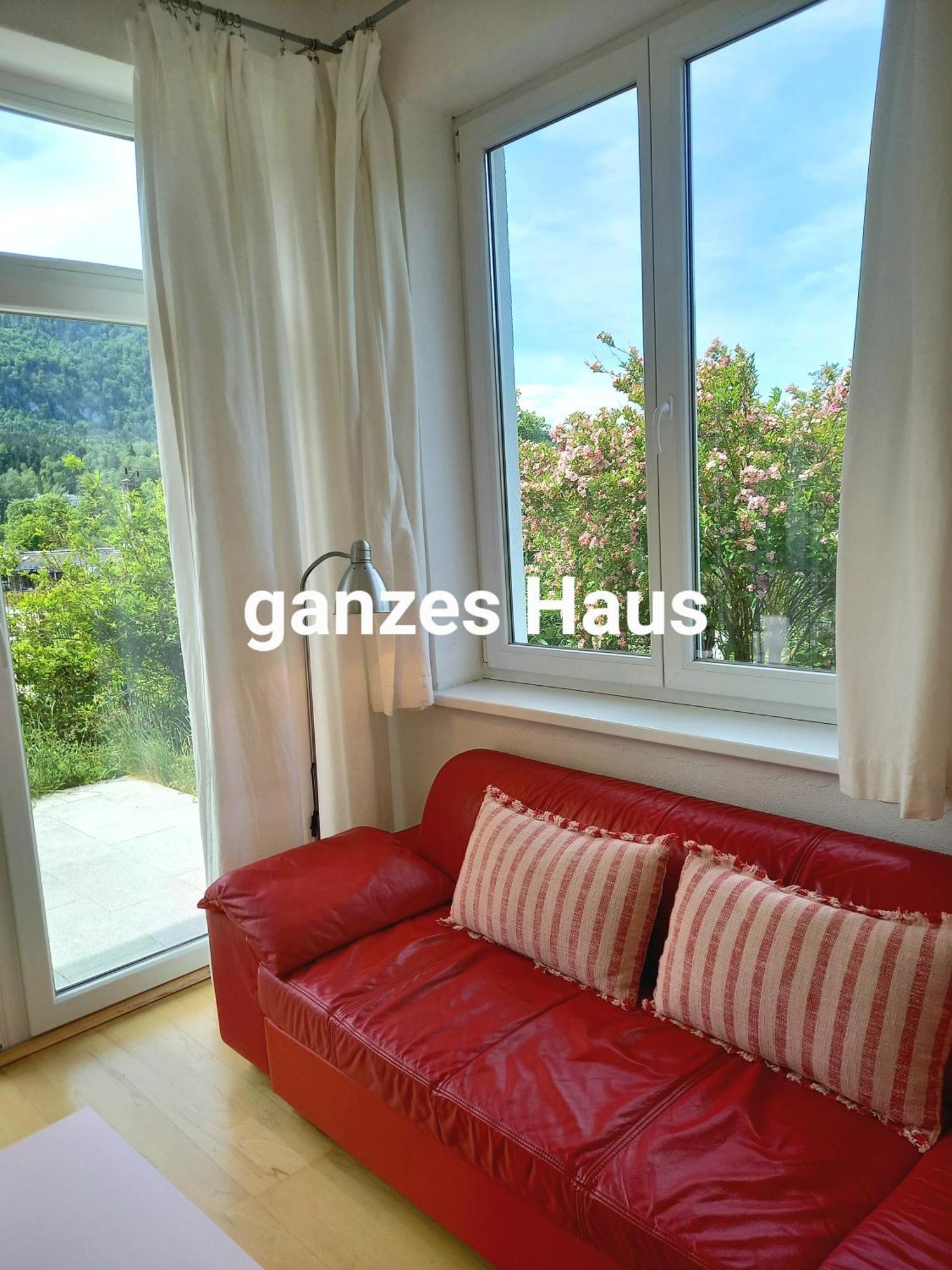 Flores, Ferienhaus Oder Doppelzimmer, Im Gruenen, 5 Gehminuten Ins Zentrum, Parkplatz, Zero Emissions Bad Ischl Zewnętrze zdjęcie